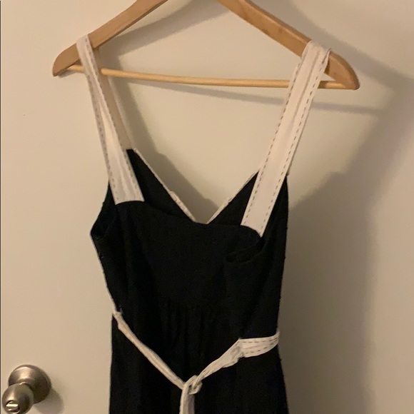 BCBG Black dress with stitch detailing - Picture 3 of 4